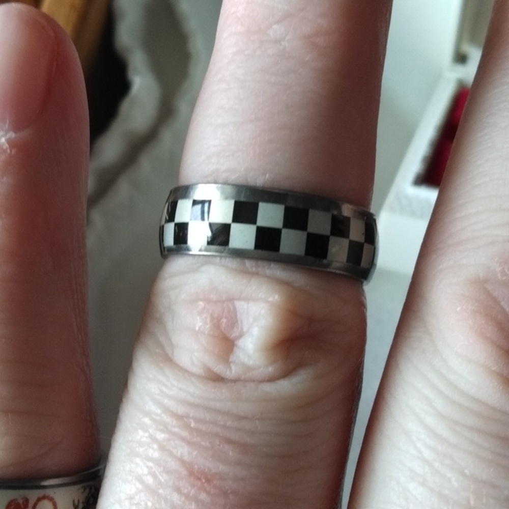 Checkered and Patterned Rings - Picture 2 of 3